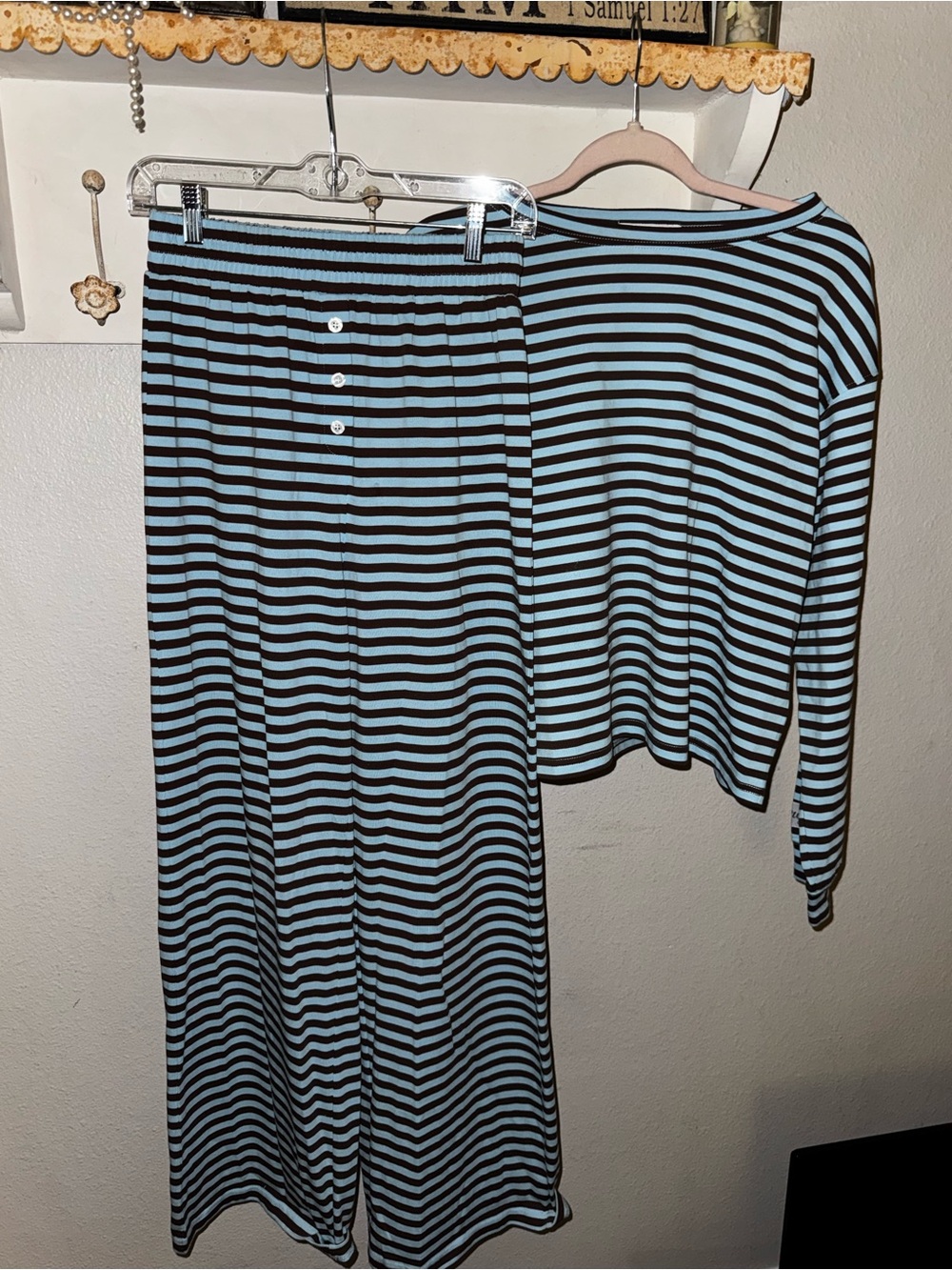 FANCY D Boutique Striped Black & Light Blue Women's Lounge Set